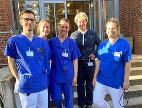 v.l.: Dr. Julius Kronisch, Dr. Annika Rieger, Dr. Dr. Lara Jablonowski, Prof. Dr. Pia Lebiedz und Sarah Funk