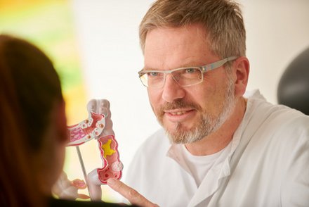 Dr. Christoph Reuter Dr. Christoph Reuter